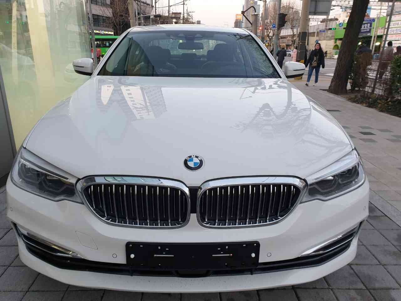 BMW 5시리즈 530i 럭셔리 플러스 게시글 썸네일