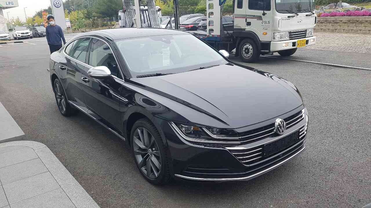 폭스바겐 아테온 2.0 TDI 엘레강스 프레스티지 4모션 게시글 썸네일