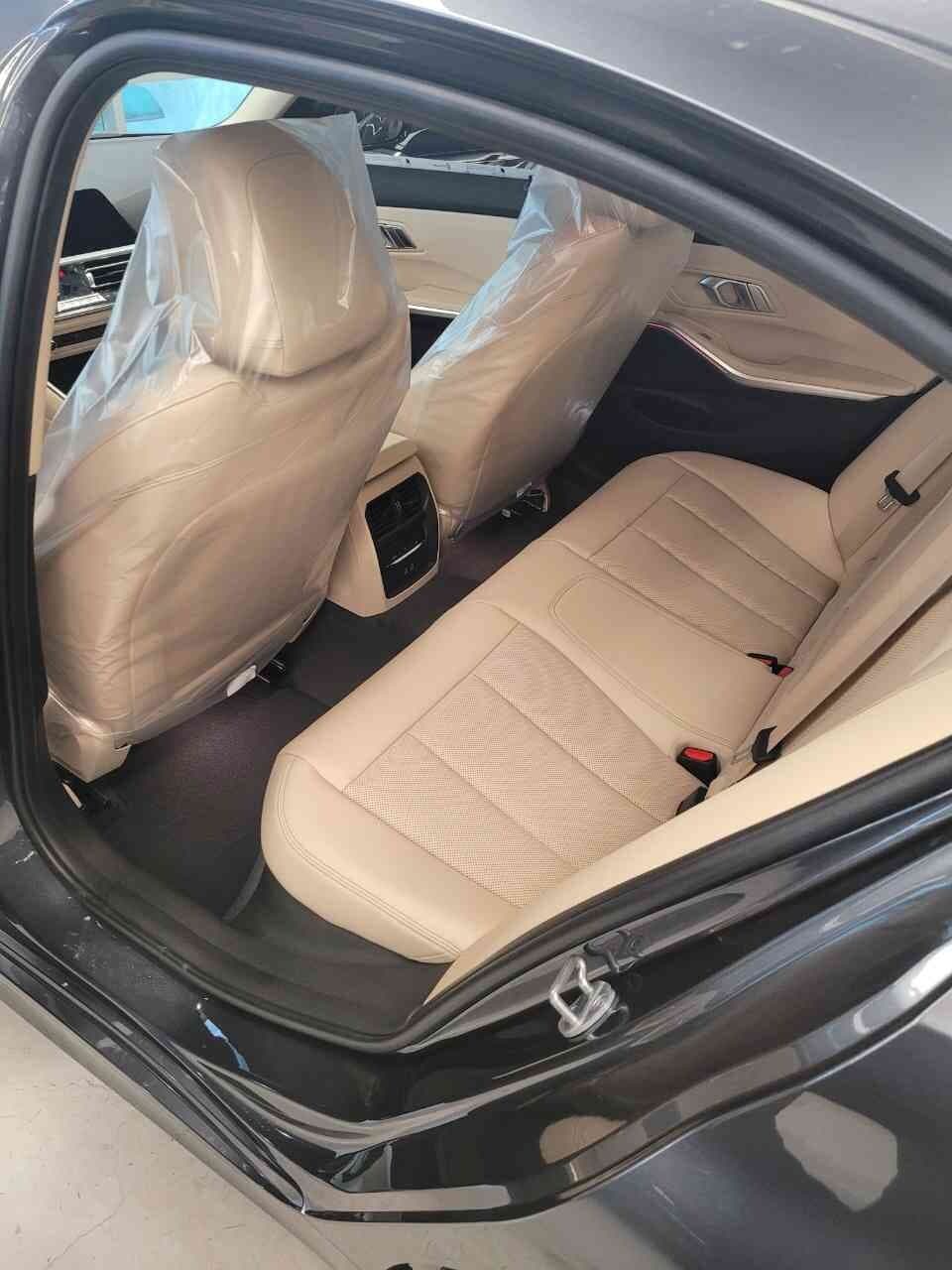 BMW 3시리즈 320i 게시글 썸네일