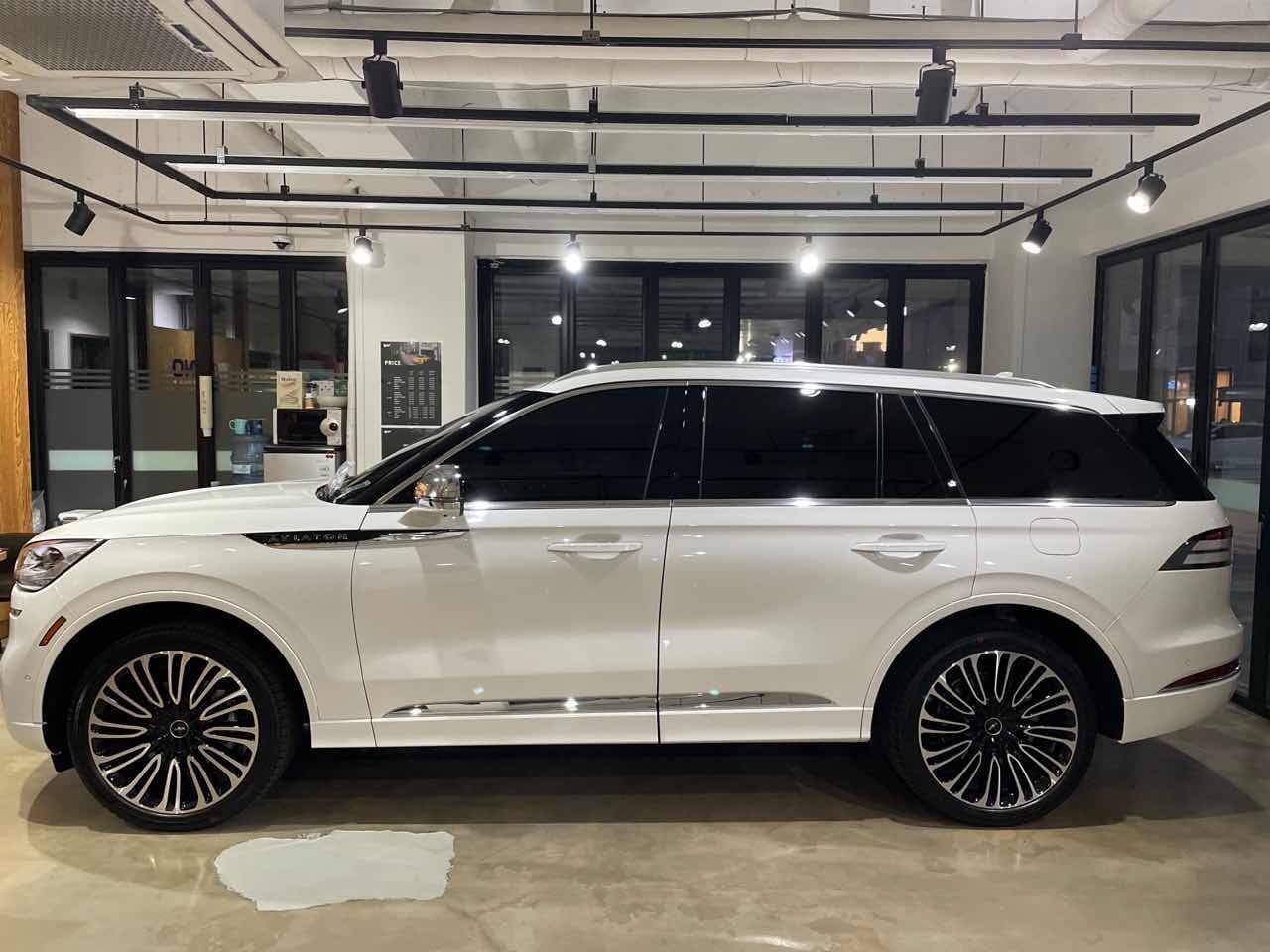 링컨 에비에이터 블랙 레이블 게시글 썸네일