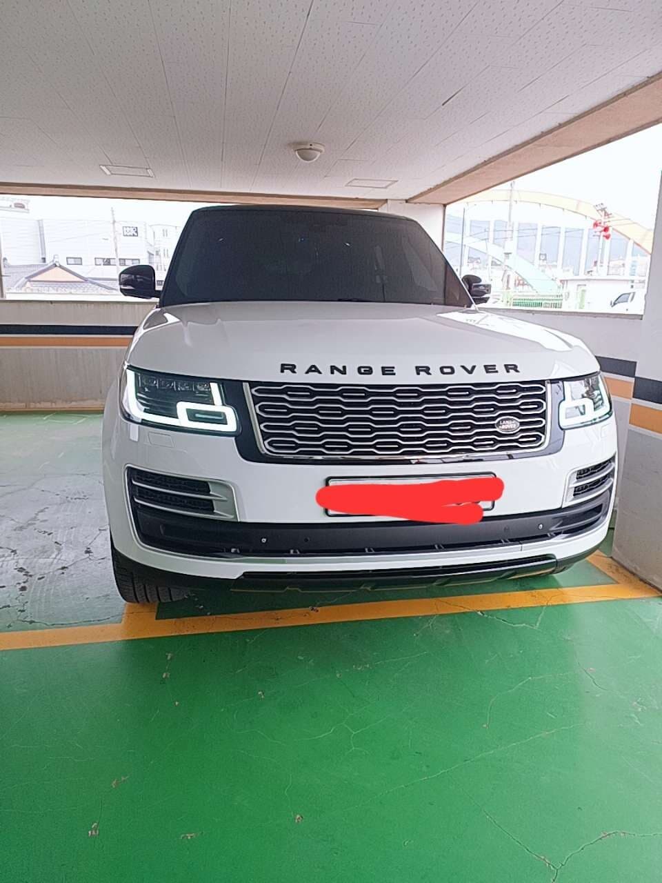 랜드로버 레인지로버 4.4 SDV8 AB 게시글 썸네일