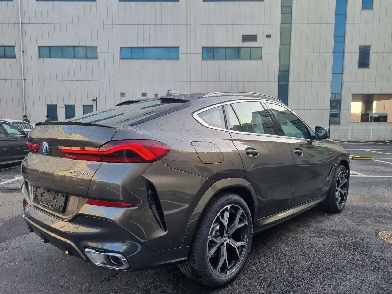 BMW X6 xDrive 40i M 스포츠 게시글 썸네일