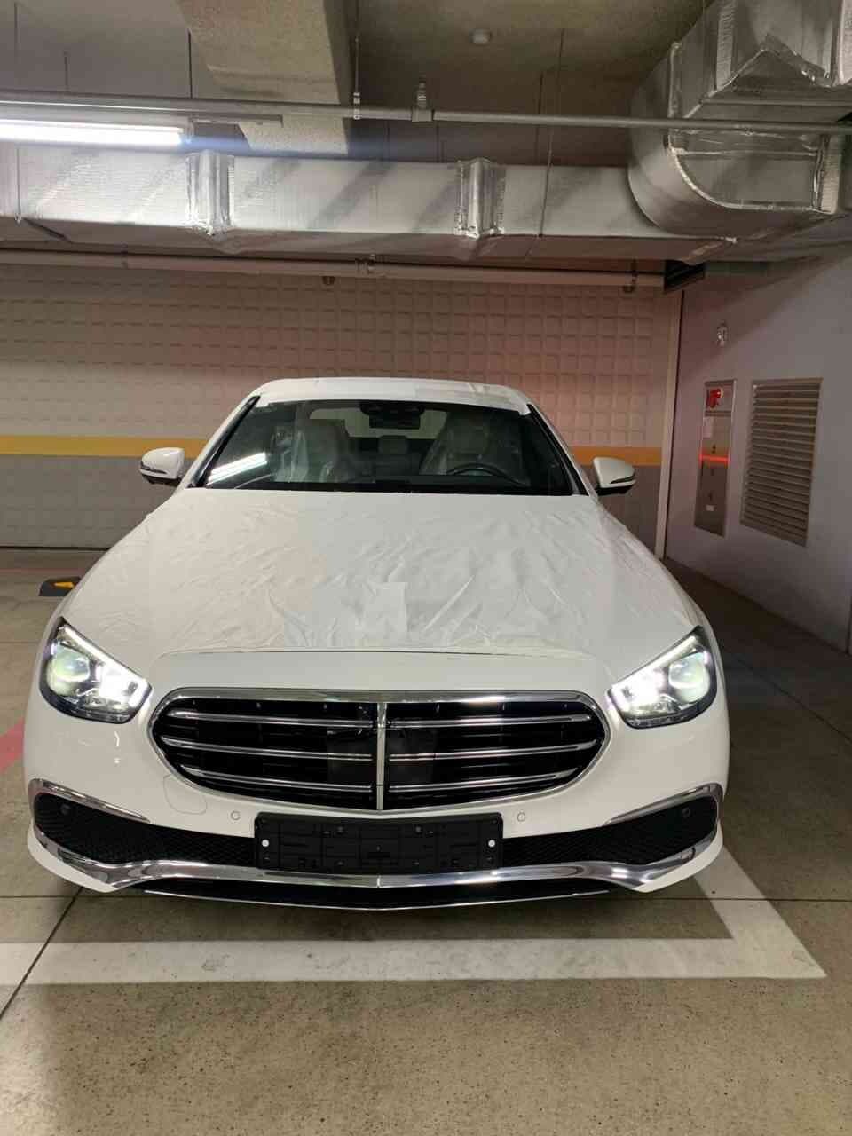 벤츠 E-클래스 E 220d 4MATIC 익스클루시브 게시글 썸네일