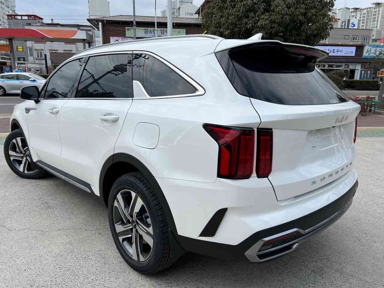 기아 쏘렌토 하이브리드 프레스티지 6인승 2WD 게시글 썸네일