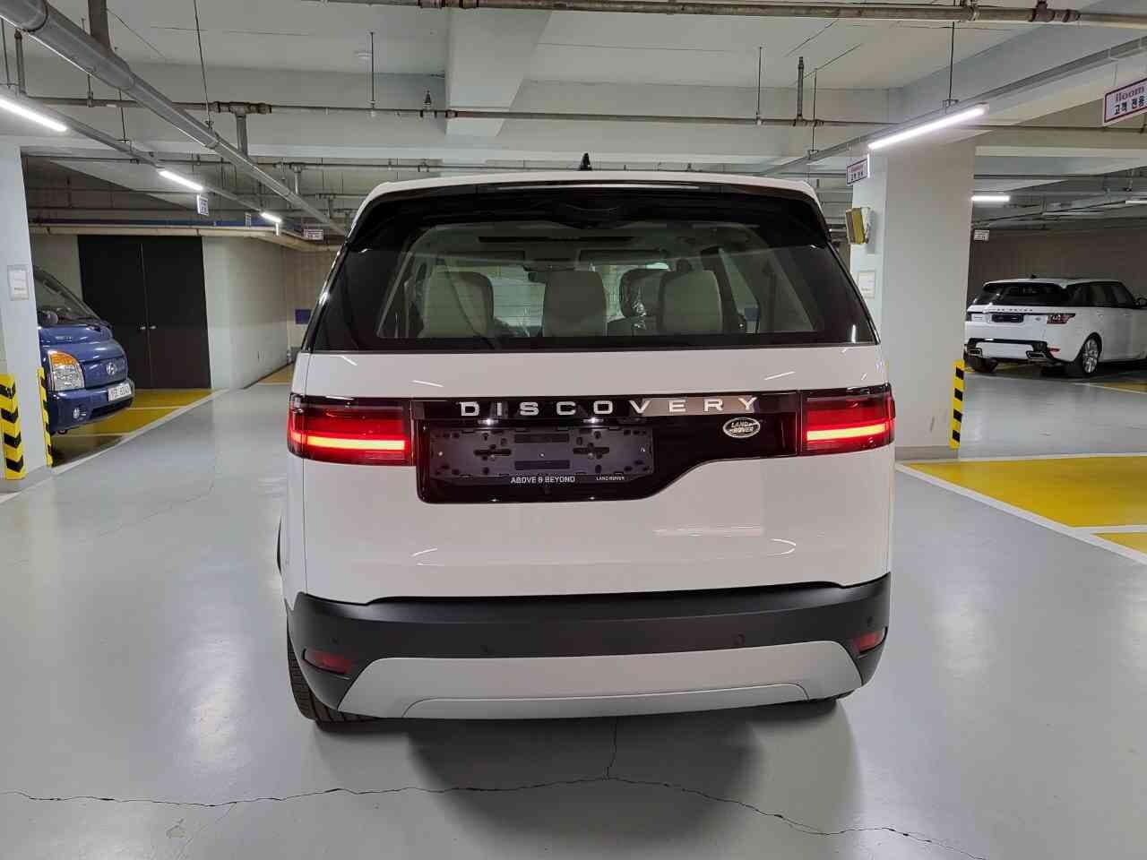 랜드로버 디스커버리 D250 SE 게시글 썸네일