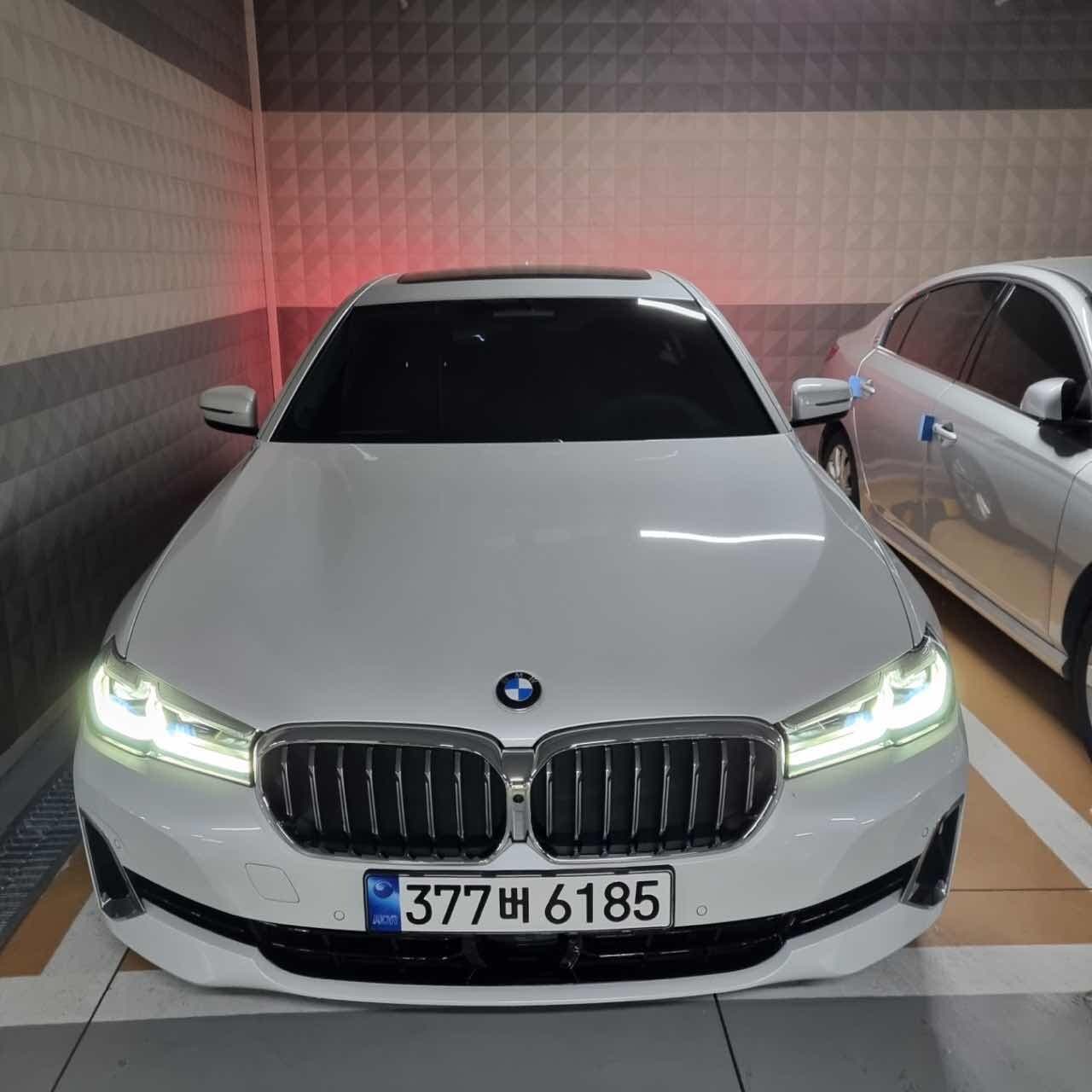 BMW 5시리즈 520i 럭셔리 게시글 썸네일