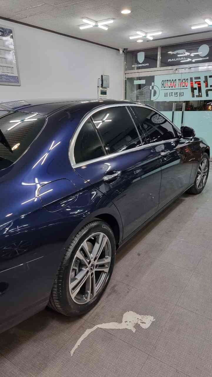 벤츠 E-클래스 E 350 4MATIC 아방가르드 게시글 썸네일