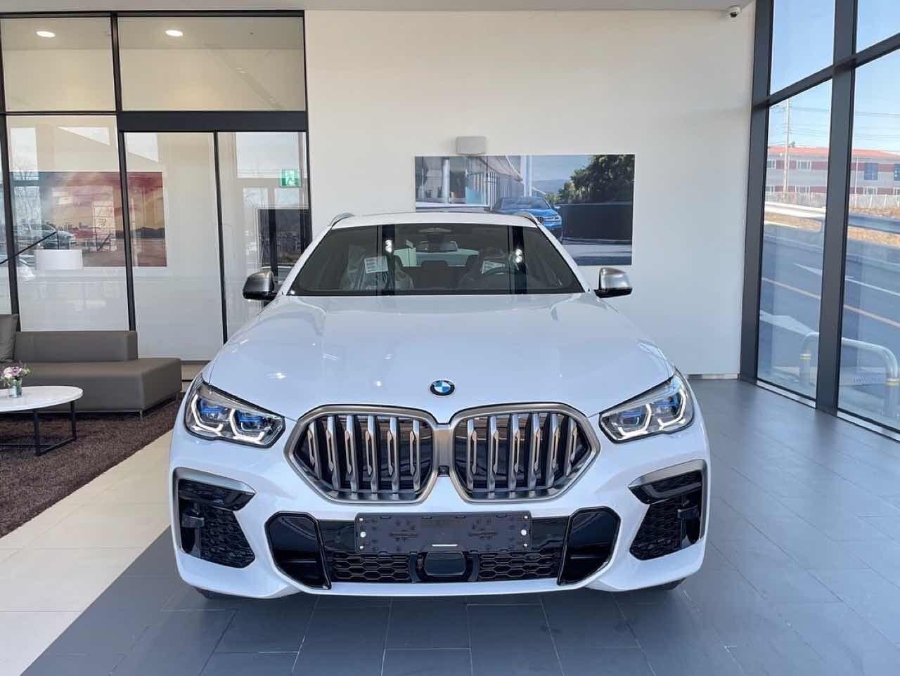 BMW X6 xDrive M50i P0-1 게시글 썸네일