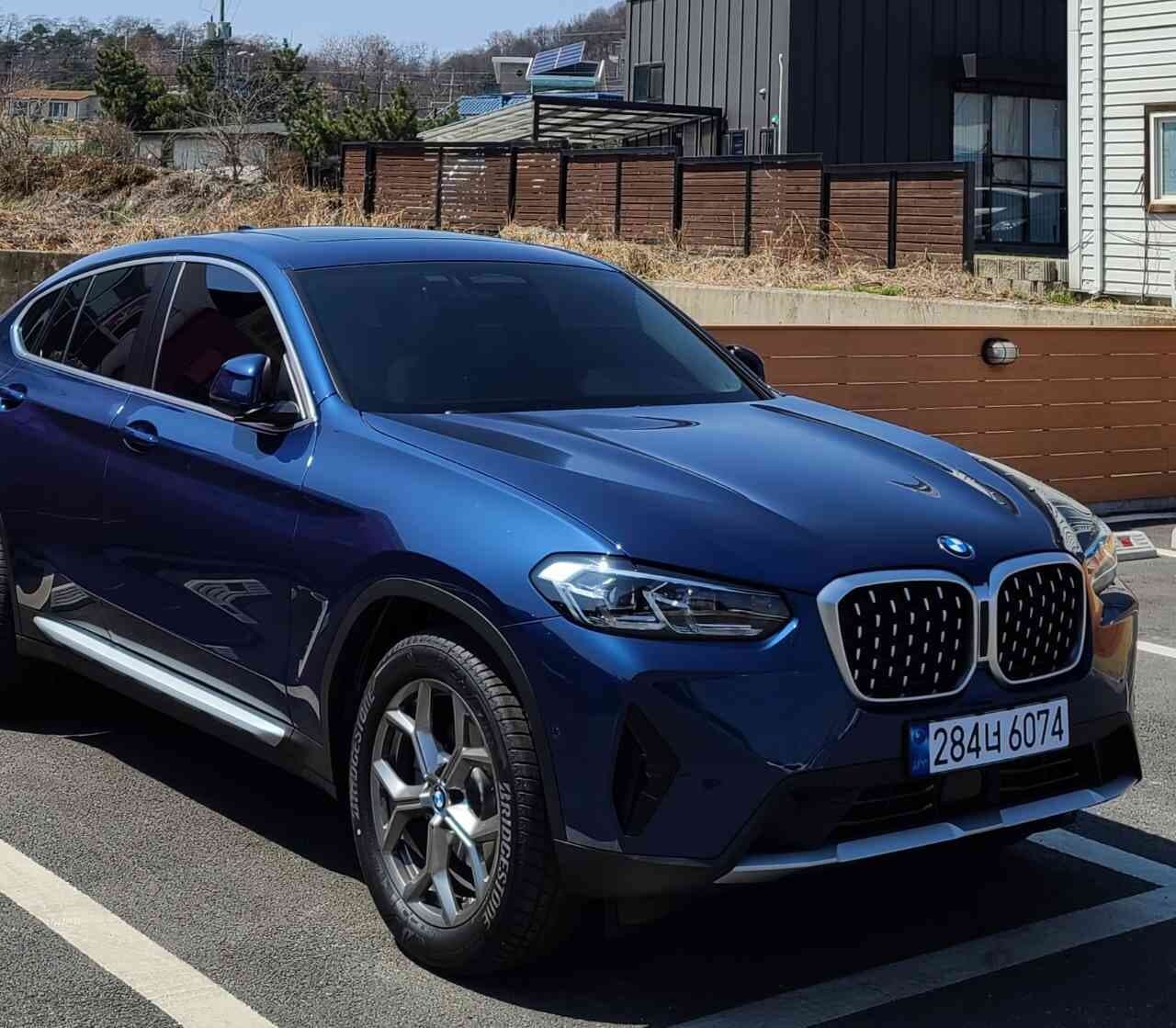 BMW X4 20i xDrive xLine P1-1 게시글 썸네일