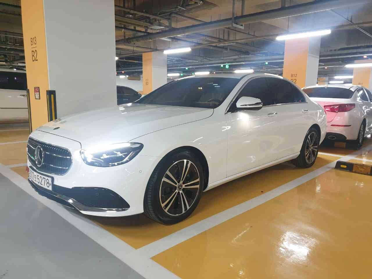 벤츠 E-클래스 E 250 아방가르드 게시글 썸네일