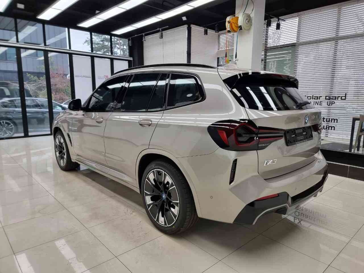 BMW iX3 M 스포츠 P1 게시글 썸네일