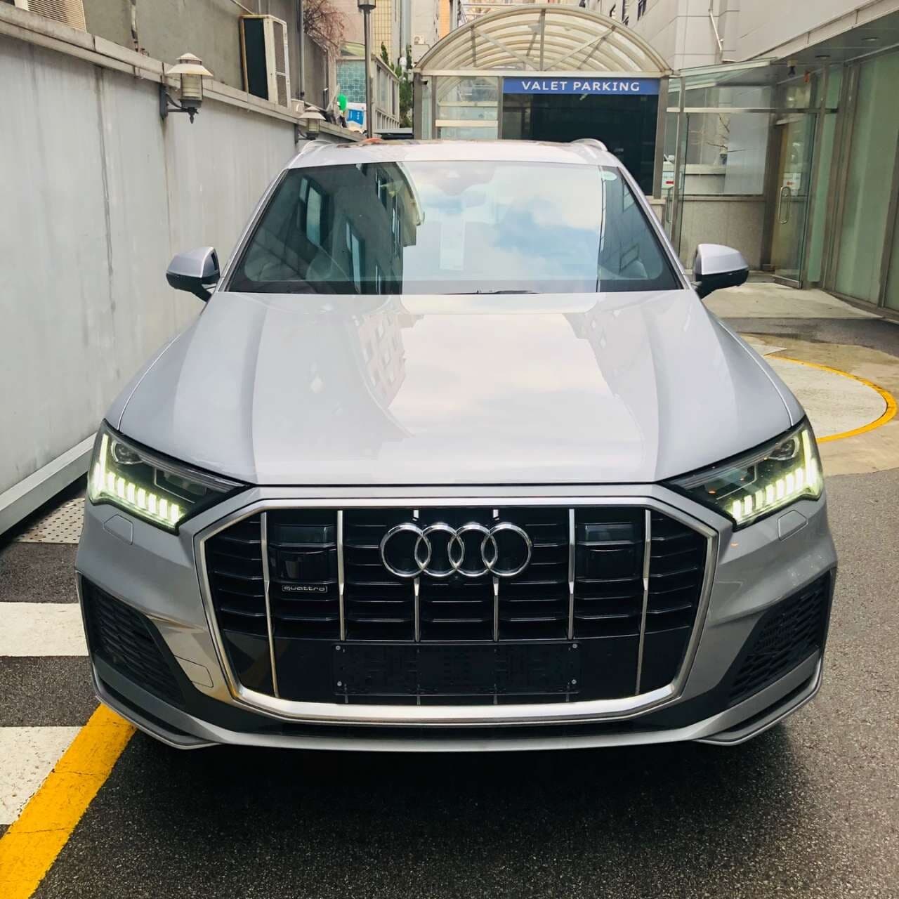 아우디 Q7 45 TDI 콰트로 프리미엄 게시글 썸네일