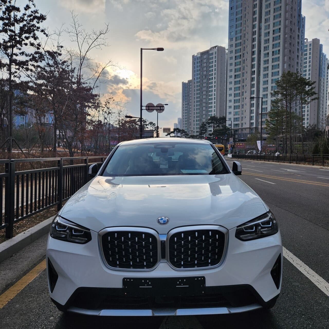BMW X4 20i xDrive xLine 게시글 썸네일