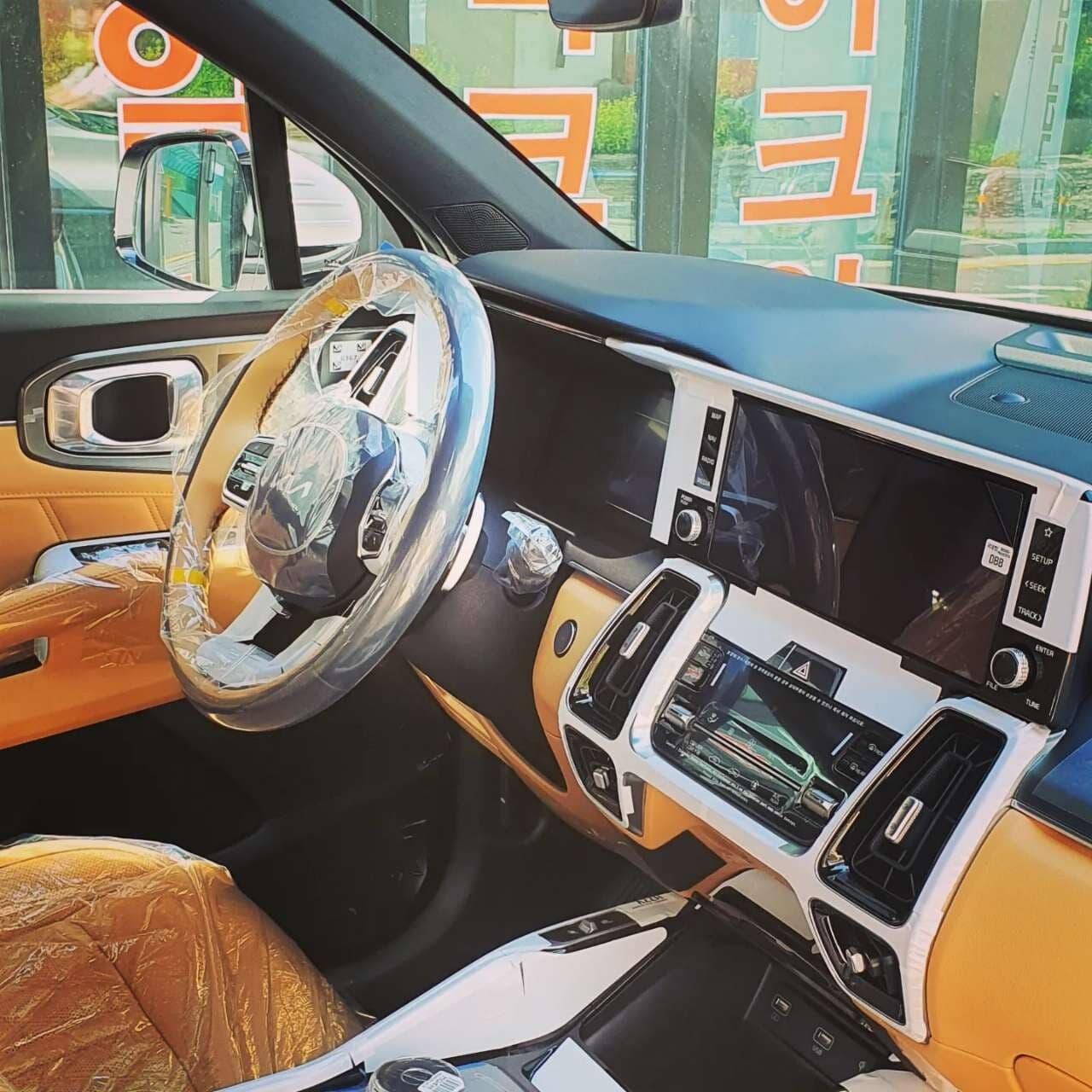 기아 쏘렌토 하이브리드 시그니처 6인승 2WD 게시글 썸네일