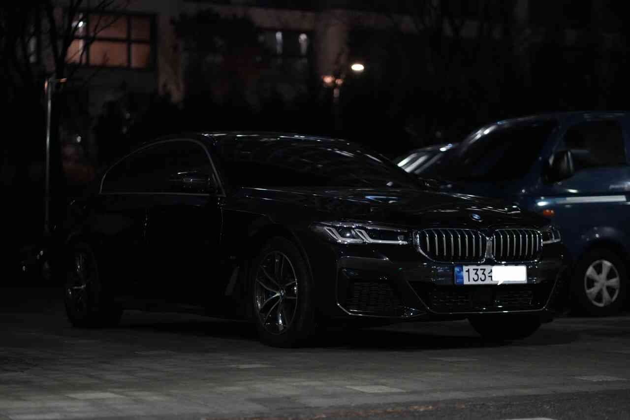 BMW 5시리즈 520i M 스포츠 패키지 P0-1 게시글 썸네일
