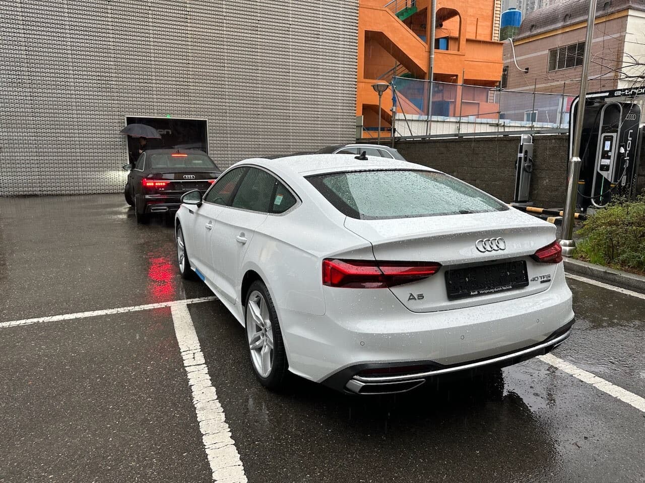 아우디 A5 40 TFSI 콰트로 스포트백 게시글 썸네일