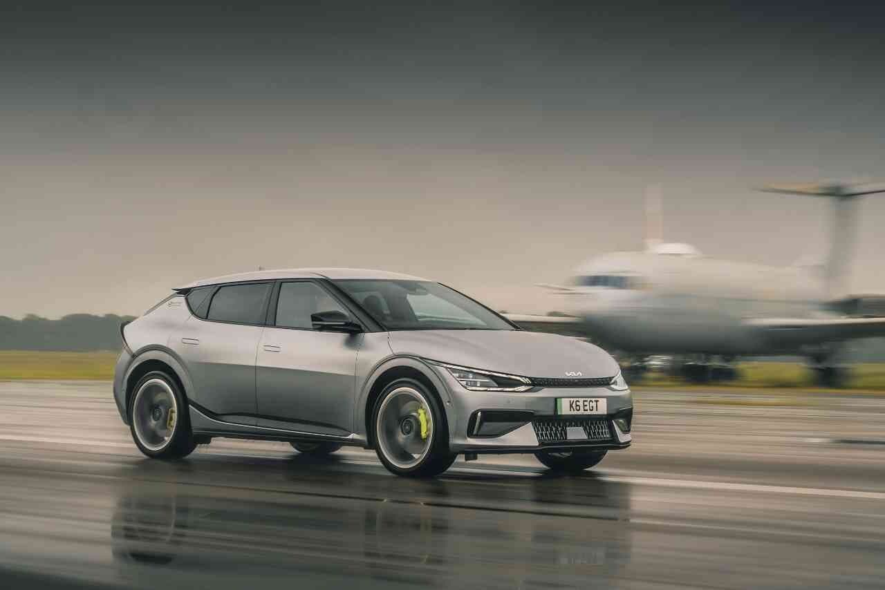 기아 EV6 GT가 굿우드에서 첫 주행에 나섭니다 게시글 썸네일