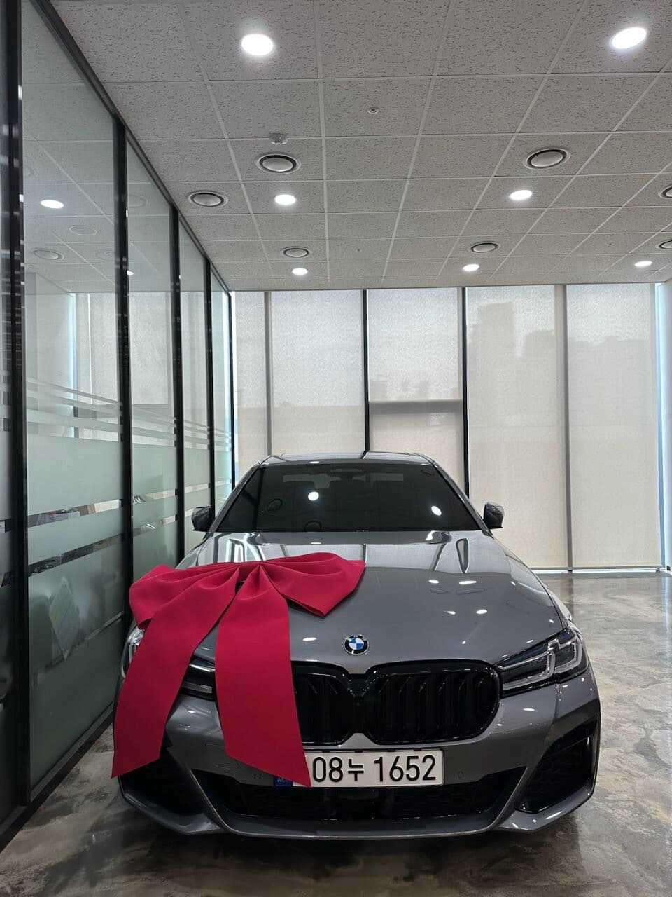 BMW 5시리즈 530i M 스포츠 패키지 P1-1 게시글 썸네일