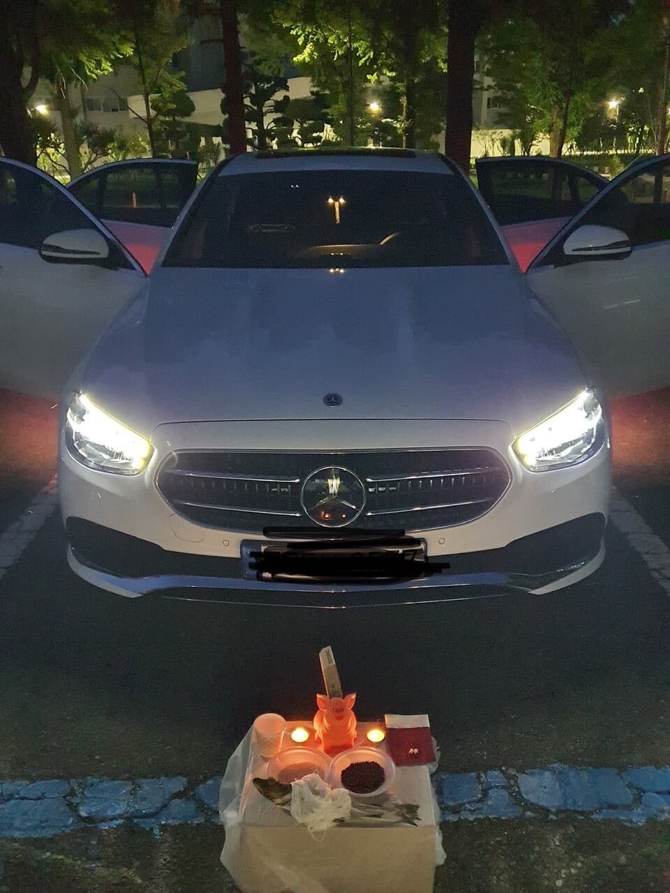 벤츠 E-클래스 E 250 아방가르드 게시글 썸네일