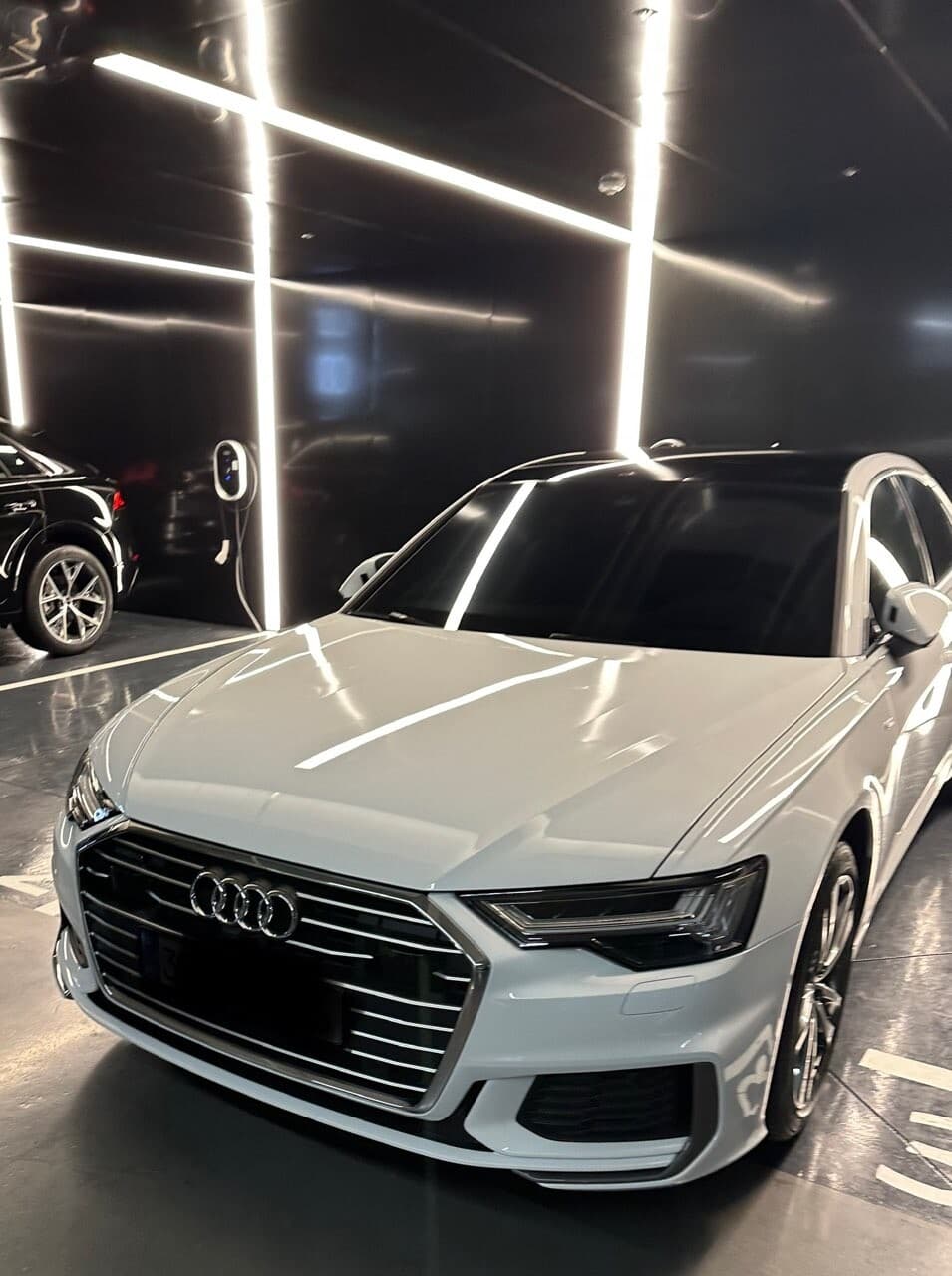 아우디 A6 45 TFSI 콰트로 프리미엄 게시글 썸네일