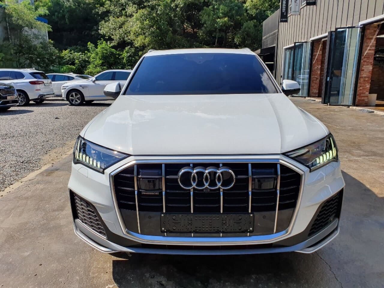 아우디 Q7 50 TDI 콰트로 프리미엄 게시글 썸네일