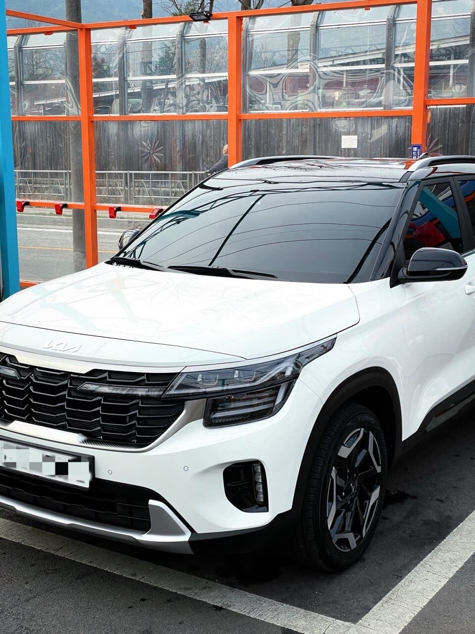 기아 셀토스 1.6 가솔린 터보 시그니처 게시글 썸네일