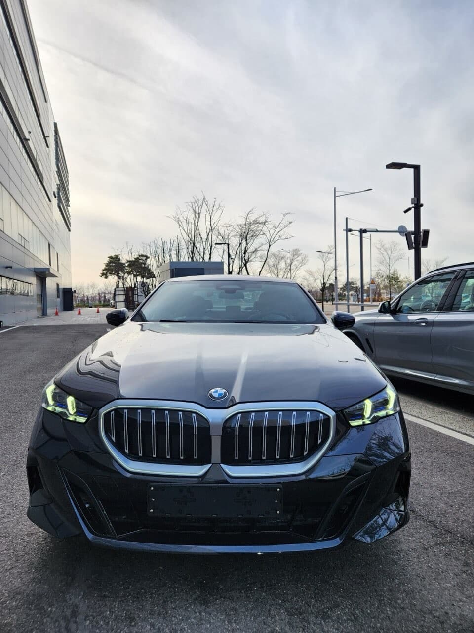 신형 530i xDrive MSP 출고 게시글 썸네일