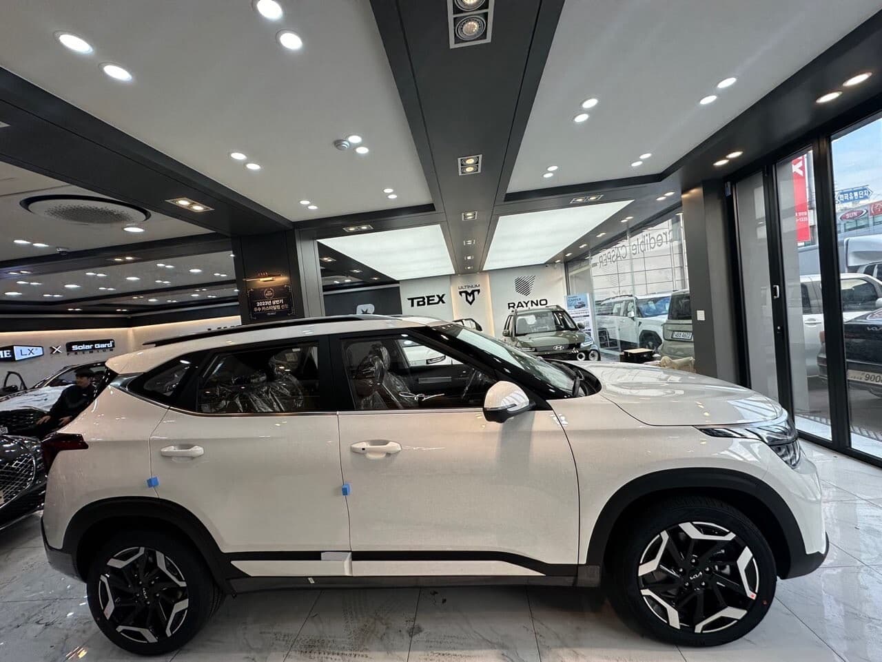 기아 셀토스 1.6 가솔린 터보 시그니처 게시글 썸네일