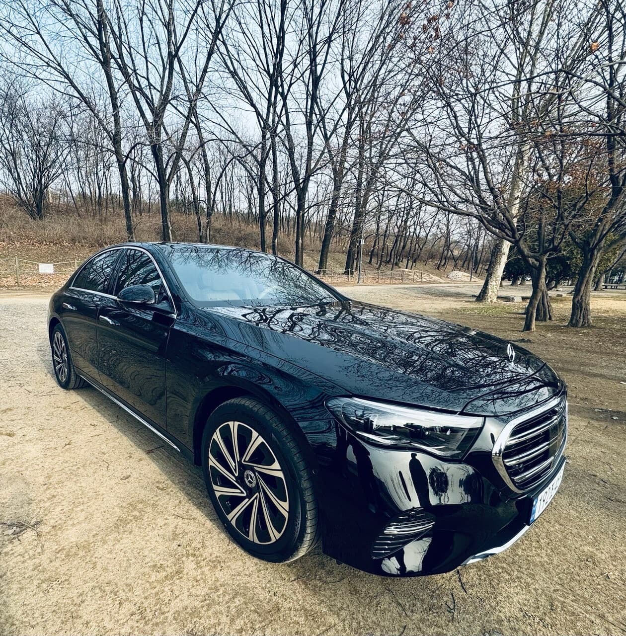 벤츠 E클래스 W214 익스클루시브 블랙/베이지 게시글 썸네일