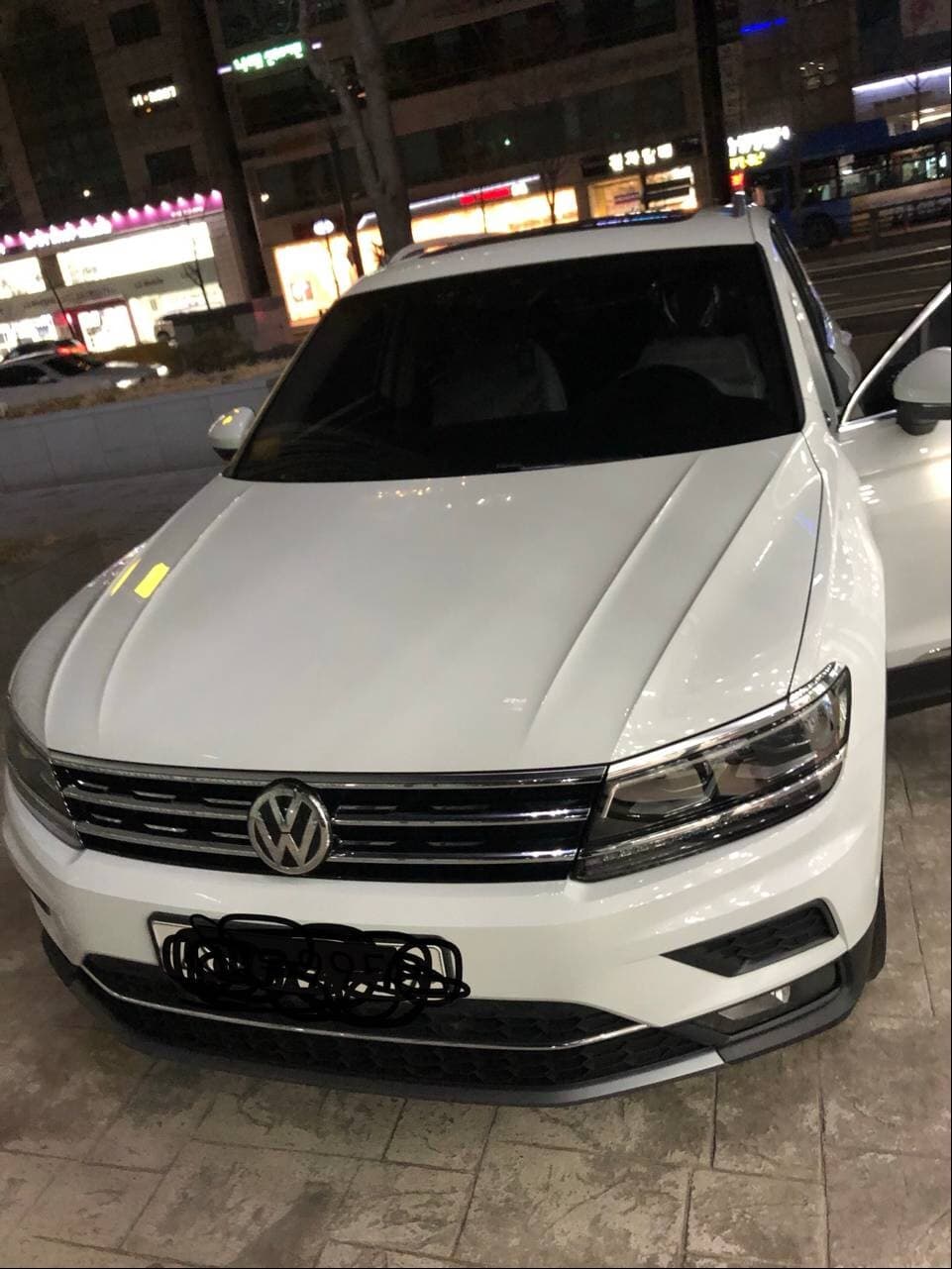 폭스바겐 티구안 2.0 TDI 프레스티지 게시글 썸네일